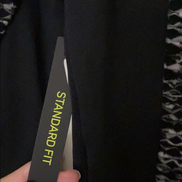 NWT Nike black and gray hyper warm top size: S - Picture 6 of 10